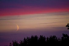 Mond u. Venus am Abendhimmel